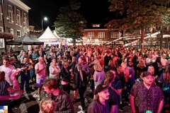 Meppel 1 aug. 2019: Caribbean Night  zonnewarmte en losse heupen