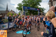 Meppel 23 sept. 2023:  EK Wielrennen Elite vrouwen presentatie ploegen en start