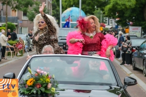 Meppel 25 juli 2024: Optocht beetje zomer carnaval