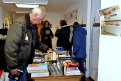 Meppel 7 dec. 2019: Ruil- en weggeefmarkt mooi idee en goed bezocht.