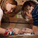 Kinderactiviteit ‘Uilenballen pluizen’ De Wheem