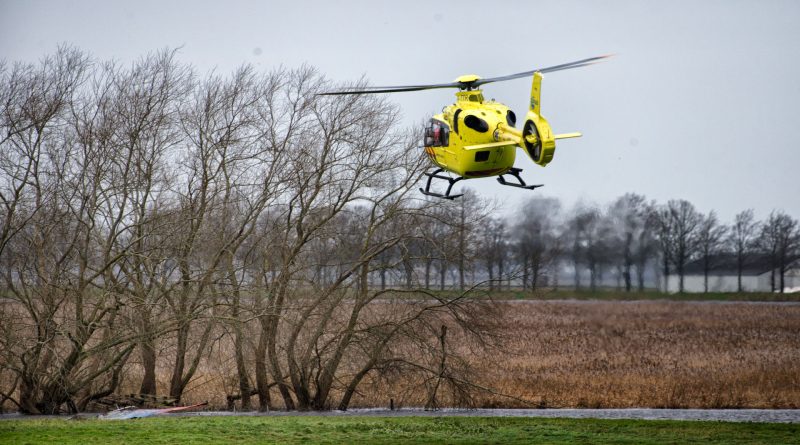 Persoon te water, foto Wim Echten