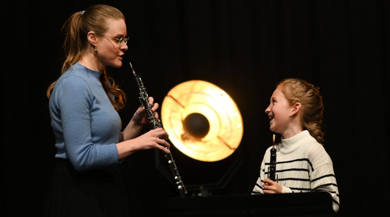 UitBLINKers stralen op het podium van MEProductions