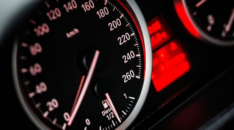 Auto dashboard, foto Pixabay