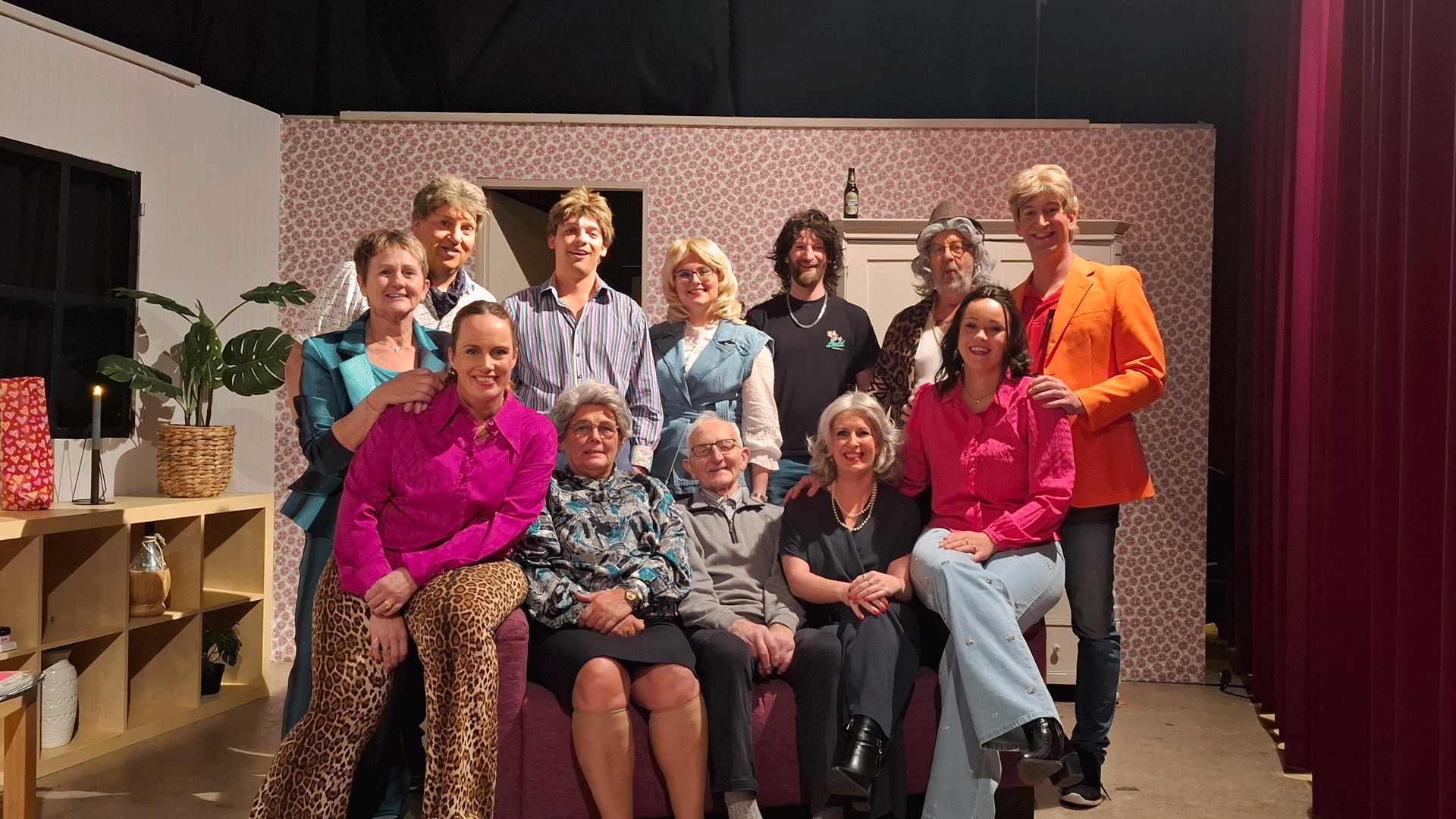 Rederijkerskamer UDI uit Ruinerwold, foto UDI