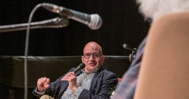 Al dertig jaar haalt ‘Japie’ Mokum naar Meppel, nu stoomt hij z’n opvolgers vast klaar: “Ze moeten het geruisloos kunnen overnemen”