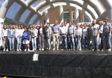 Popkoor Afslag Nijeveen zingt op Meppel Winter Fair