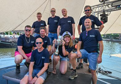 Grachtenfestival Meppel 2025 van start met bungyroeien