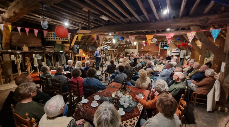 Reuring op de deel bij De Karstenhoeve