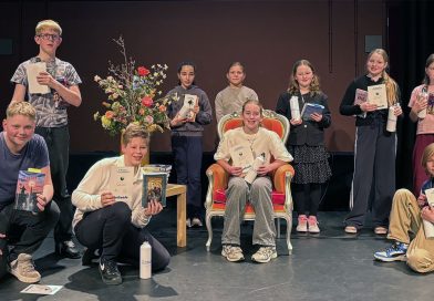 Liselotte Koops wint voorleeswedstrijd in Meppel