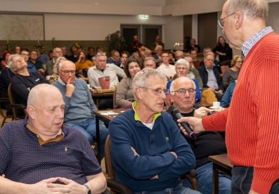 Veel belangstelling voor politiek debat in Nijeveen