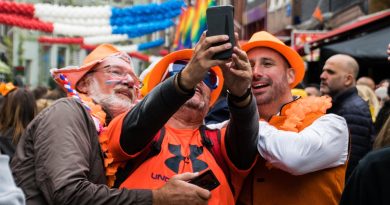 Hoogeveen pakt maandag 27 april weer groots uit als het Koningsdag is. Van 10.00 tot 17.00 uur is er een braderie en kindervrijmarkt. (Foto Pixabay)