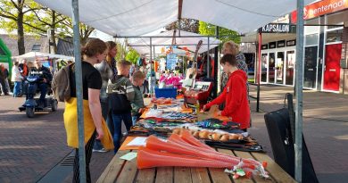 Vrijdagavond 24 april is de jaarlijkse oranjemarkt in Zuidwolde. De oranjemarkt begint om 18.00 uur. (Foto Ondernemersvereniging Zuidwolde)