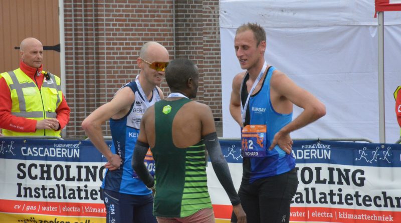 Richard Douma wint 5 mijl bij Cascaderun in Hoogeveen