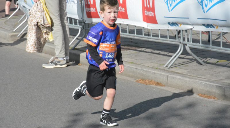 Zondagmorgen stond in Hoogeveen de 38ste editie op het programma van de Unicef-kinderloop.