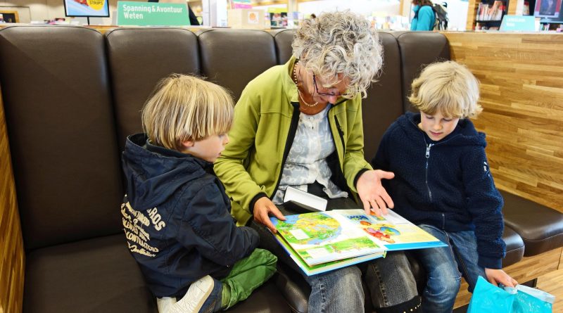 Bij de bibliotheek in Staphorst is er elke laatste woensdag van de maand een voorleesmomentje voor kinderen van 0 tot 4 jaar. (Foto Pixabay)