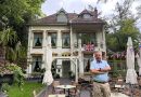 Eigenaar Bert Boer bij TeaTime in Echten