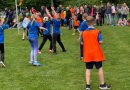 Woensdagmiddag organiseerde korfbalvereniging Thrianta uit Hoogeveen het jaarlijkse schoolkorfbaltoernooi. Ook de editie van 2026 bleek een groot succes.
