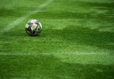 De werkzaamheden voor de aanleg van twee kunstgrasvelden op sportpark Het Noorderslag in Staphorst zijn vorige week van start gegaan. (Foto Pexels)