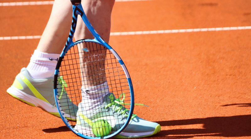 Tennisvereniging TC Suthwalda is na een eenvoudige 6-0-zege op bezoek bij Lewabo koploper in de eredivisie. Door die overwinning is medekoploper met Nieuwekerk aan den IJssel. Beide ploegen hebben 28 punten en spelen zondag in Zuidwolde tegen elkaar. (Foto Pixabay)