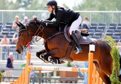 Nina Houtzager wint Grand Prix voor eigen publiek in Veeningen