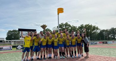 Korfbalvereniging Thrianta uit Hoogeveen is afgelopen zaterdag kampioen geworden. In een derbypoule met KV Elko (Elim), HHV (Hollandscheveld) en Stadskanaal wisten de geel-blauwen op de voorlaatste speelronde de titel te veroveren.