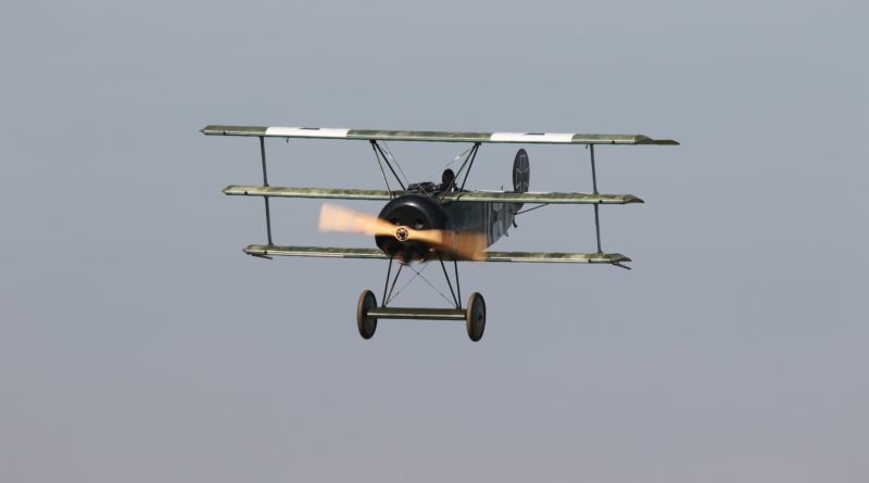 Op zaterdag 13 juni vindt EVW Historic Heroes weer plaats op Hoogeveen Airport. Een dag vol historische luchtvaart, oldtimers en een herbeleving van historische gebeurtenissen. Het evenement begint om 10.00 uur en duurt tot 17.00 uur. (Foto Pixabay)
