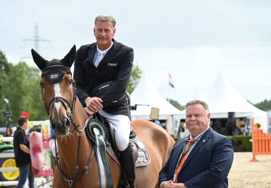 Marc Houtzager wint Provincie Drenthe Prijs tijdens eerste weekend CH De Wolden
