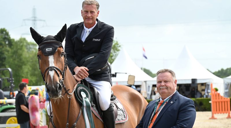 Marc Houtzager wint Provincie Drenthe Prijs tijdens eerste weekend CH De Wolden