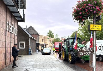 Boerenprotest in Meppel bij het stadshuis