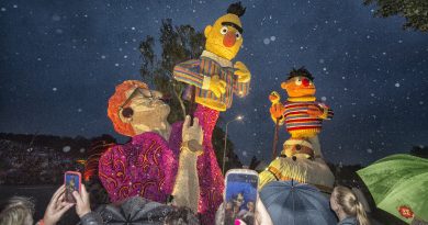 Bert en Ernie winnen eerste prijs bij corso Vollenhove