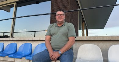 Na twaalf jaar komt er in november een einde aan het voorzitterschap van Carlo van der Weij (55) bij VV Hoogeveen. Hij laat een vereniging achter die volgens hem klaar is voor een volgende stap. Het eerste zondagelftal speelt in de derde divisie en de jeugdopleiding behoort inmiddels tot de beste honderdvijftig van Nederland.