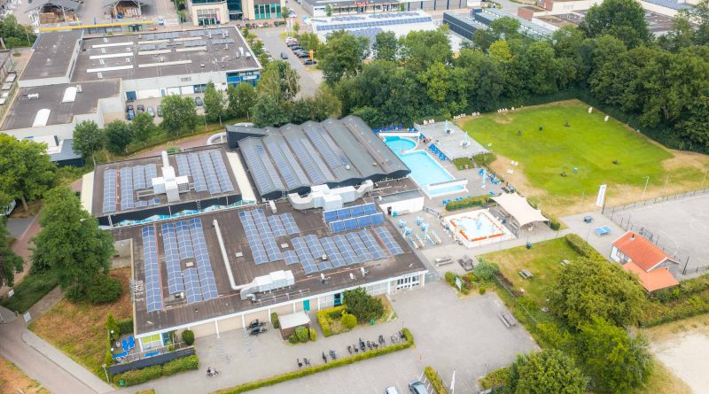 Het huidige zwembad in Meppel - Thomas Bartelds