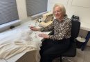 Na 56 jaar dreigt een vertrouwd gezicht uit de Hoofdstraat in Hoogeveen te verdwijnen. Mariages Bruidsmode sluit aan het einde van dit jaar de deuren als zich geen opvolger meldt. Eigenaresse Jenneke Drooglever (75) vindt het na al die jaren tijd om met pensioen te gaan, maar neemt met pijn in het hart afscheid. "Ik kan wel huilen."