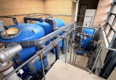Zwembad De Slenken in De Wijk vormt een team van technische vrijwilligers om het vertrek van technisch medewerker Jaap de Leeuw (73) op te vangen. Vier vrijwilligers hebben zich inmiddels aangemeld. Samen met bestuurslid Jan Beuling bestaat het team straks uit vijf mensen.