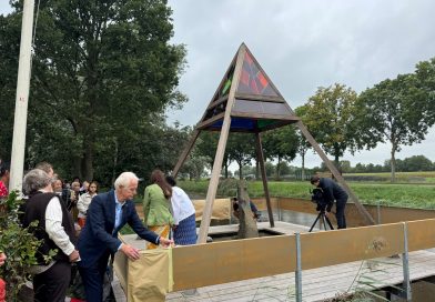 Monument Kamp Conrad in Rouveen heropend: “Dit moeten we blijven vertellen”