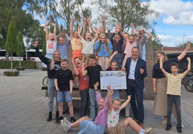 Prins Mauritsschool uit Staphorst wint E-waste Race: “Voorbeeld voor al onze inwoners”