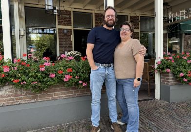Peter en Angeline Kats zijn de nieuwe uitbaters van het laatste café in Koekange