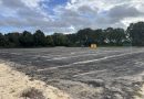 De aanleg van de nieuwe accommodatie van korfbalvereniging Thrianta in Hoogeveen is begonnen. De club verhuist in juli 2027 van de Terpweg naar de Sportlaan, naast hockeyclub HHC. Daar krijgt Thrianta twee kunstgrasvelden, nieuwe kleedkamerds en een clubgebouw. De huidige locatie maakt plaats voor woningbouw.