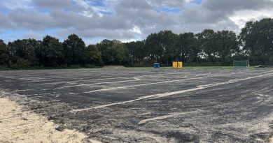 De aanleg van de nieuwe accommodatie van korfbalvereniging Thrianta in Hoogeveen is begonnen. De club verhuist in juli 2027 van de Terpweg naar de Sportlaan, naast hockeyclub HHC. Daar krijgt Thrianta twee kunstgrasvelden, nieuwe kleedkamerds en een clubgebouw. De huidige locatie maakt plaats voor woningbouw.
