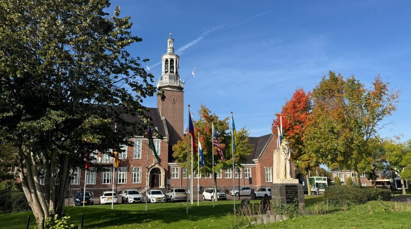 De gemeente Hoogeveen verzorgt maandag 19 oktober de officiële opening van de Regenboogweek Drenthe. Als gastgemeente ontvangt Hoogeveen bestuurders, maatschappelijke organisaties en inwoners uit de hele provincie. De week staat in het teken van inclusie, gelijkwaardigheid en zichtbaarheid van de regenbooggemeenschap.