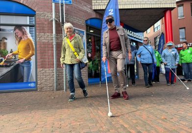 Blinden en slechtzienden trekken aan de bel over situatie in Meppel: “Flinke stappen maken”
