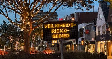 Na dagen van ongeregeldheden is de rust donderdagavond teruggekeerd in het centrum van Hoogeveen. Waar de politie de afgelopen avonden een kat-en-muisspel speelde met groepen jongeren, blijft het nu opvallend rustig in de Hoofdstraat. De strengere maatregelen van burgemeester Martijn Breukelman lijken effect te hebben.