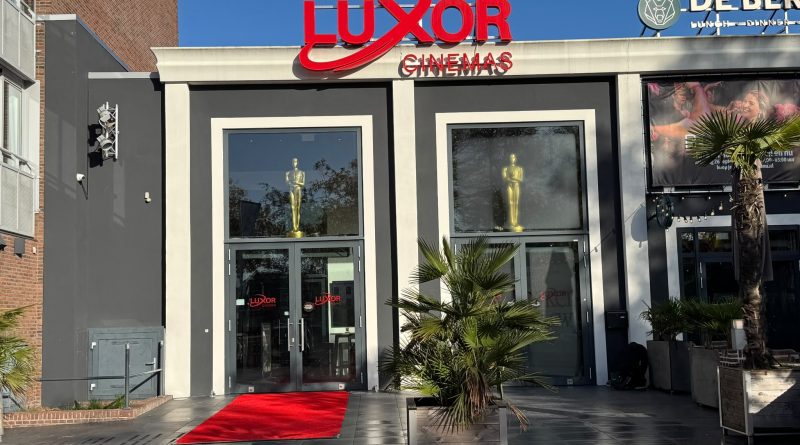 Bezoekers van Luxor Cinemas in Hoogeveen en Meppel kunnen zondag 1 november kennismaken met de cast en crew van de film '23 Brieven van Vincent'. Tijdens een speciale vertoning beantwoorden de makers en acteurs vragen over de film, de opnames en het verhaal achter de productie.