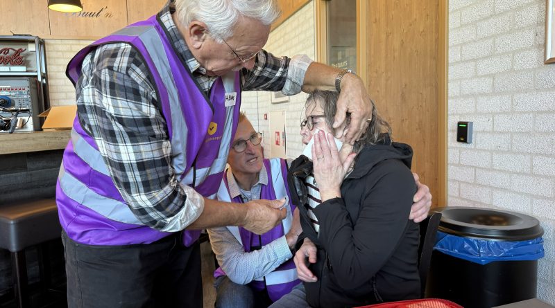Oefenen met een noodsteunpunt in Rouveen: “Ik weet niet wanneer je er precies klaar voor bent”